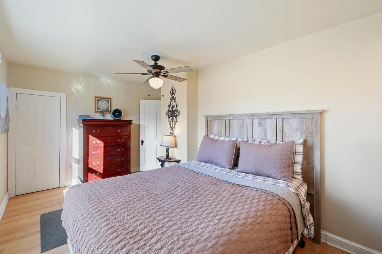 Garden City House With Hot Tub Colorado Springs Esterno foto